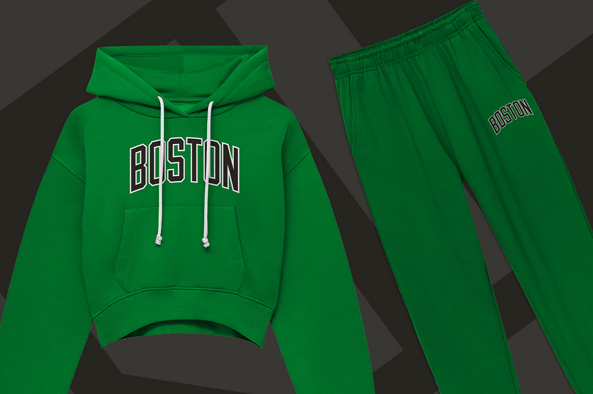 cropped oversized hoodie and sweatpant Mockup PSD rendition image