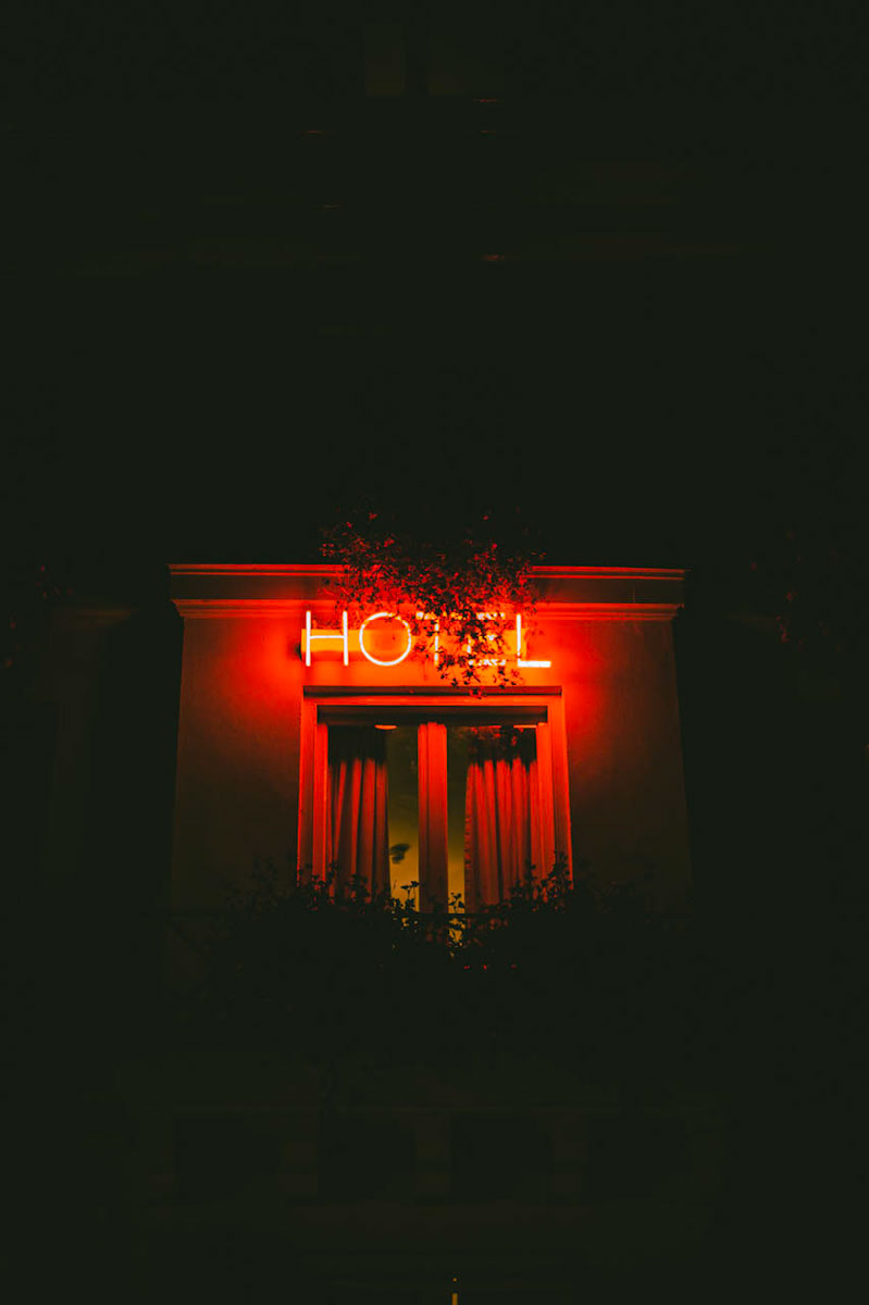 neon-edit-photoshop-lightroom