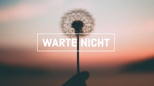 Kostenlose Aktuelle Vorlagen Fur Desktop Hintergrundbilder Erstellen Sie Ihre Eigenen Hintergrunde Fur Den Desktop Adobe Spark
